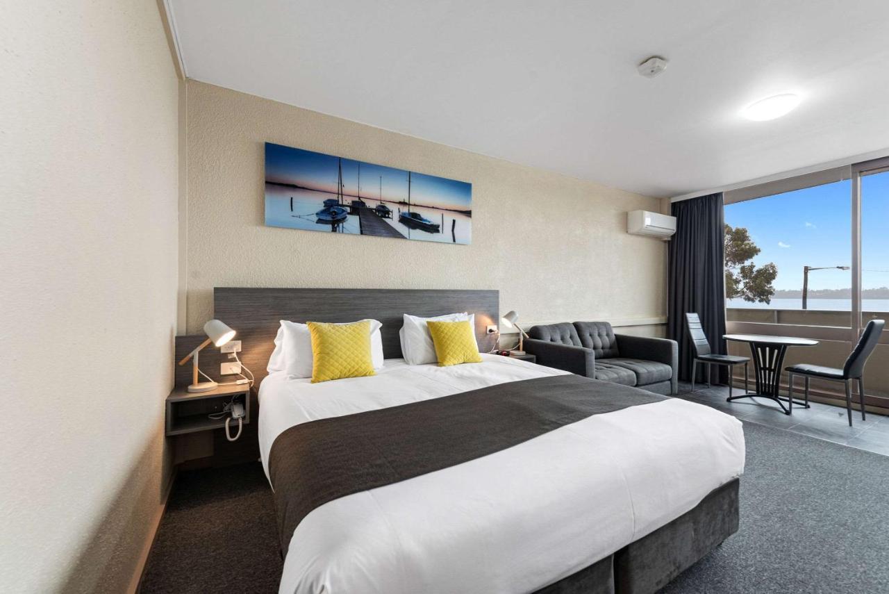 סט הלנס Bayside Hotel מראה חיצוני תמונה