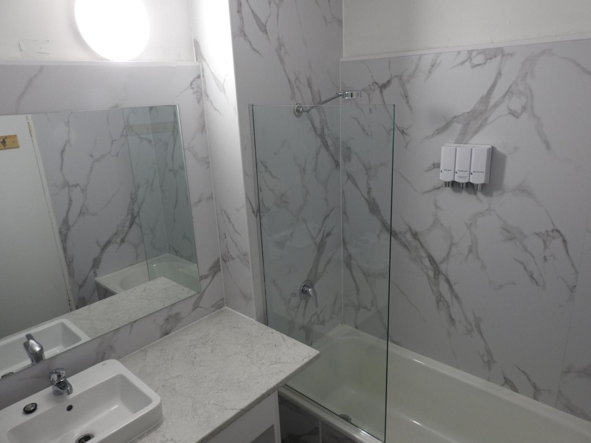 סט הלנס Bayside Hotel מראה חיצוני תמונה