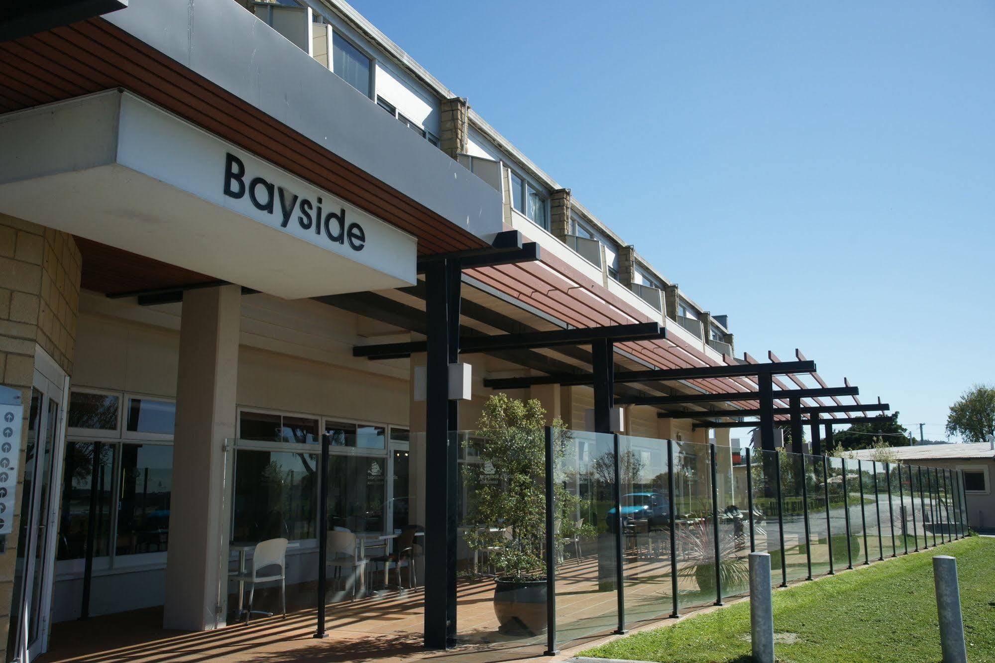 סט הלנס Bayside Hotel מראה חיצוני תמונה